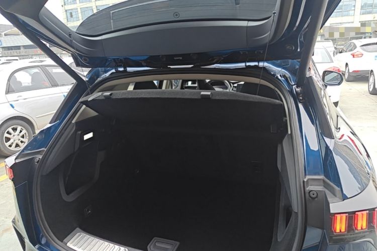 Used Lynk & Co 06 2020 1.5T YAO Halo Trunk