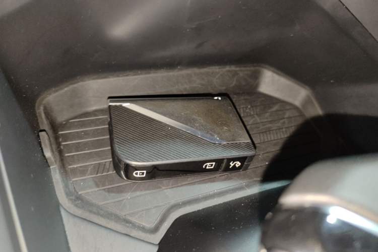 Used Lynk & Co 06 2020 1.5T YAO Halo Vehicle Key