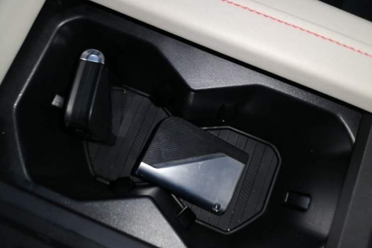 Used Lynk & Co 06 2020 1.5T YAO Halo Vehicle Key