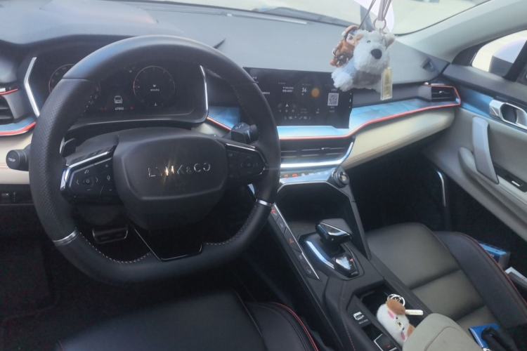 Used Lynk & Co 06 2020 1.5T YAO Halo Center Console