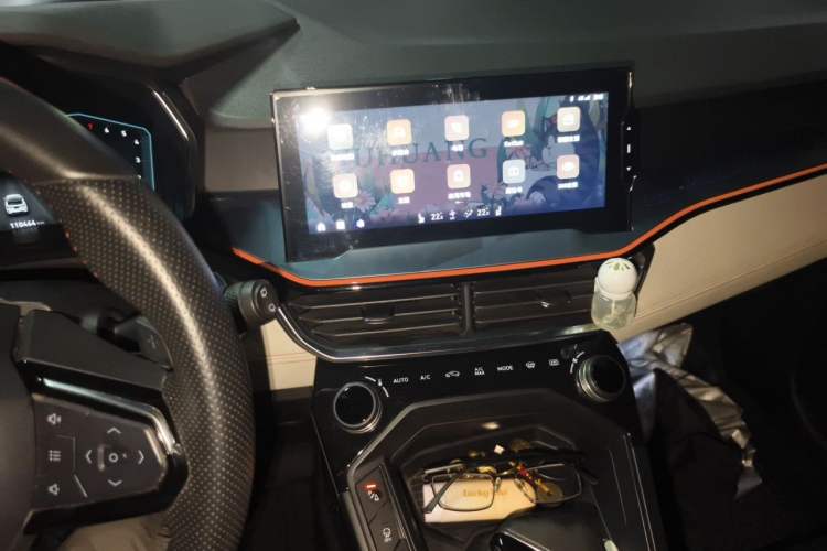 Used Lynk & Co 06 2020 1.5T YAO Halo Audio And AC Panel