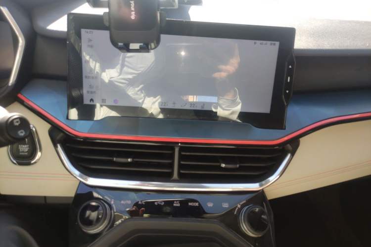 Used Lynk & Co 06 2020 1.5T YAO Halo Audio And AC Panel