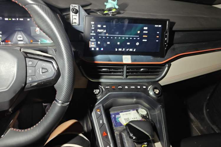 Used Lynk & Co 06 2020 1.5T YAO Halo Audio And AC Panel