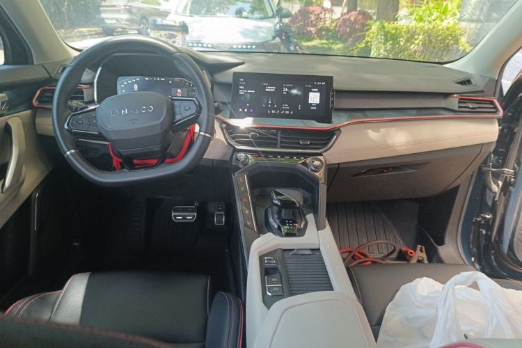 Used Lynk & Co 06 2020 1.5T YAO Halo Center Console