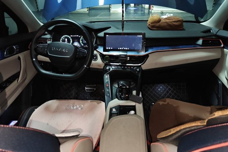 Used Lynk & Co 06 2020 1.5T YAO Halo Center Console