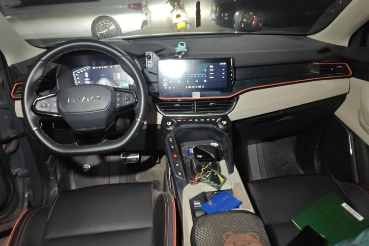 Used Lynk & Co 06 2020 1.5T YAO Halo Center Console