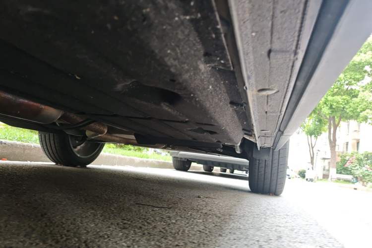 Used Lynk & Co 06 2020 1.5T YAO Halo Chassis Front Left