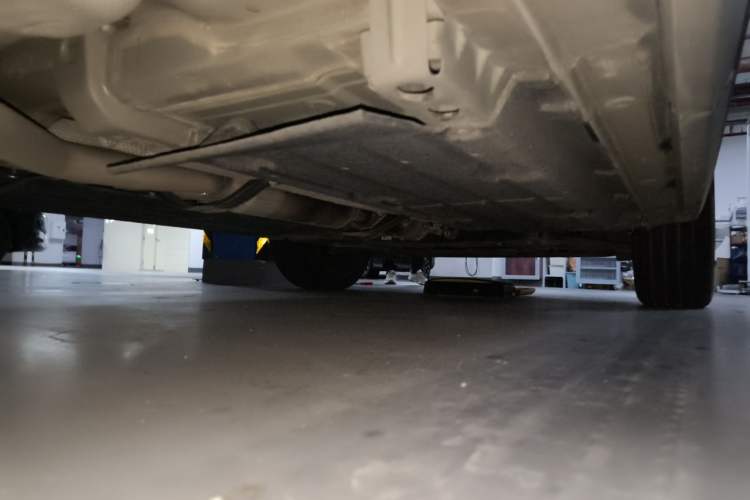 Used Lynk & Co 06 2020 1.5T YAO Halo Chassis Front Right