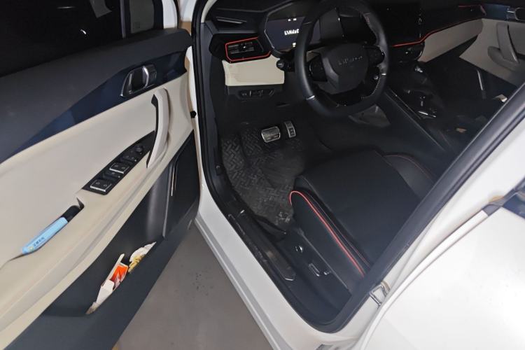 Used Lynk & Co 06 2020 1.5T YAO Halo Driver Seat