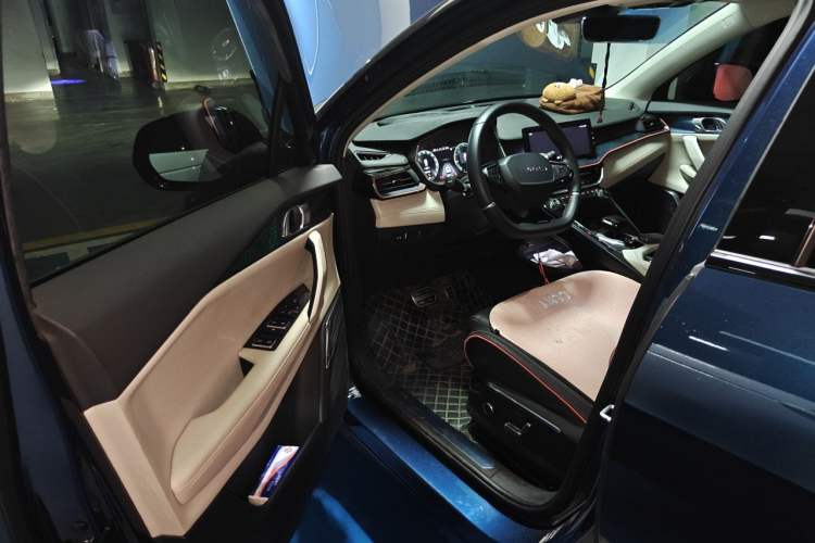 Used Lynk & Co 06 2020 1.5T YAO Halo Driver Seat