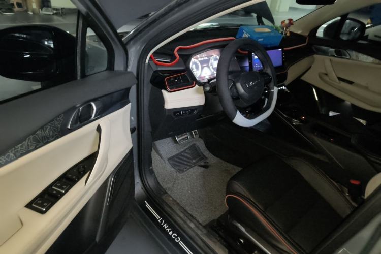 Used Lynk & Co 06 2020 1.5T YAO Halo Driver Seat