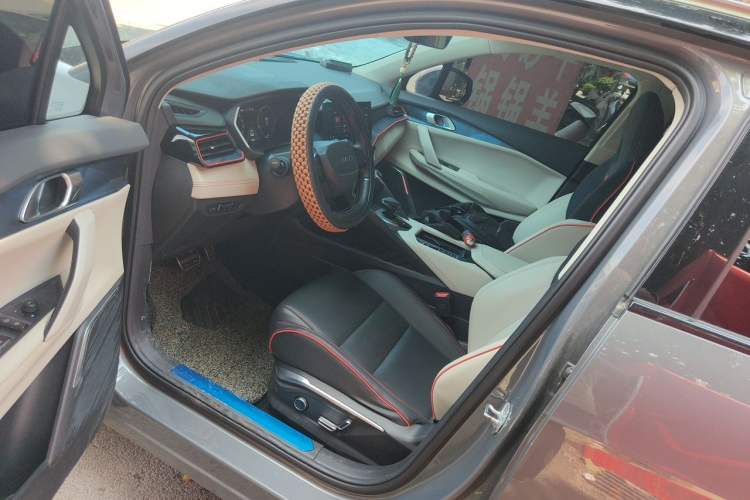 Used Lynk & Co 06 2020 1.5T YAO Halo Driver Seat