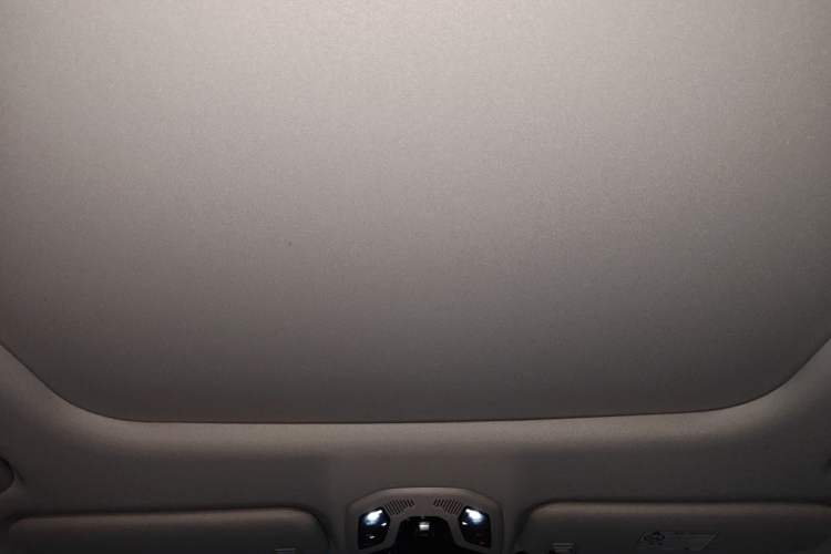 Used Lynk & Co 06 2020 1.5T YAO Halo Headliner