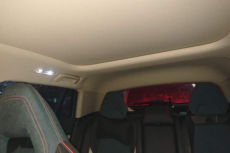 Used Lynk & Co 06 2020 1.5T YAO Halo Headliner