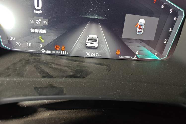 Used Lynk & Co 06 2020 1.5T YAO Halo Odometer Close Up