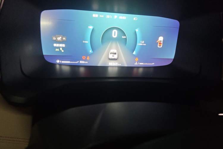Used Lynk & Co 06 2020 1.5T YAO Halo Odometer Close Up