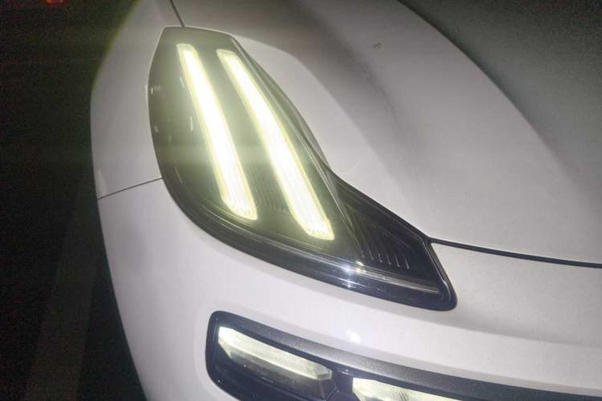 Used Lynk & Co 06 2020 1.5T JinPro model Right Front Headlight