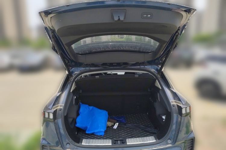 Used Lynk & Co 06 2020 1.5T YAO Halo Trunk