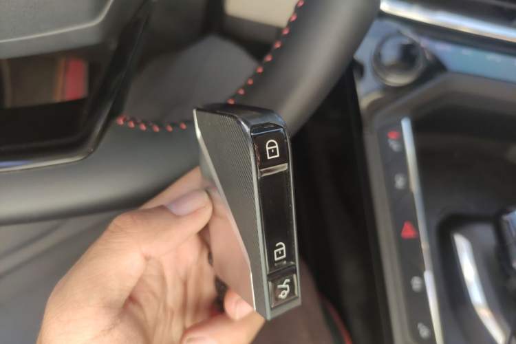 Used Lynk & Co 06 2020 1.5T YAO Halo Vehicle Key