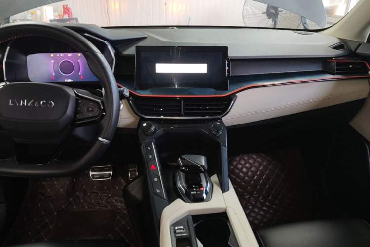 Used Lynk & Co 06 2020 1.5T YAO Halo Audio And AC Panel