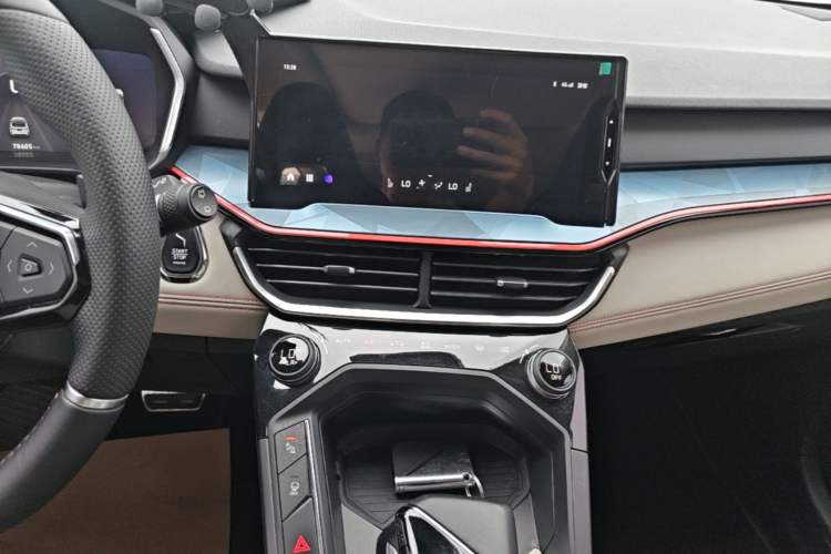 Used Lynk & Co 06 2020 1.5T YAO Halo Audio And AC Panel
