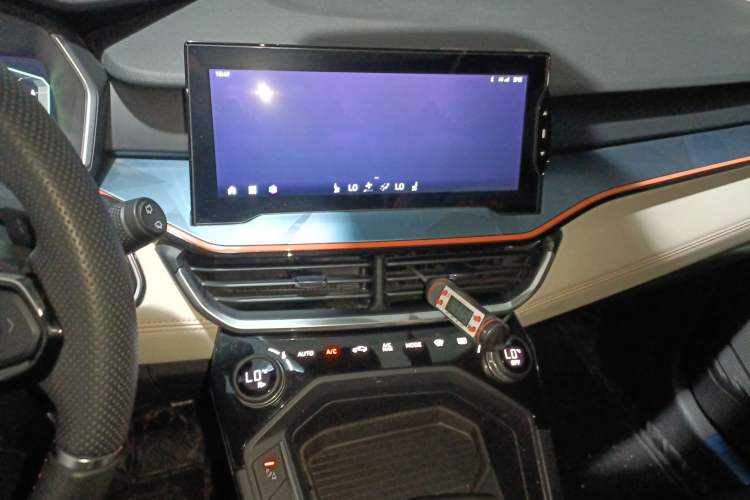 Used Lynk & Co 06 2020 1.5T YAO Halo Audio And AC Panel