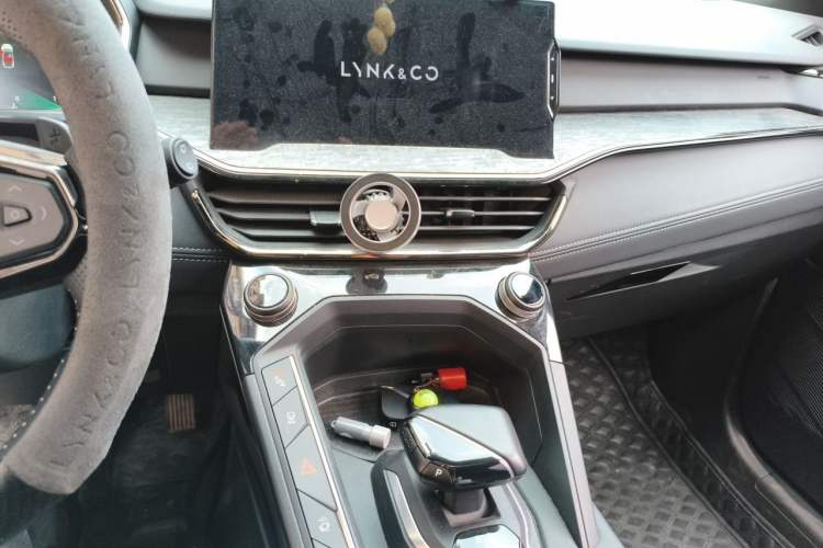 Used Lynk & Co 06 2020 1.5T JinPro model Audio And AC Panel