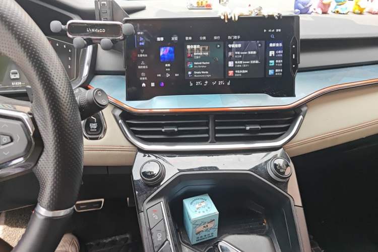 Used Lynk & Co 06 2020 1.5T YAO Halo Audio And AC Panel