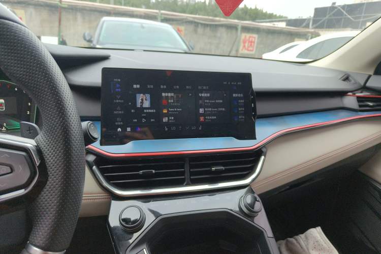 Used Lynk & Co 06 2020 1.5T YAO Halo Audio And AC Panel