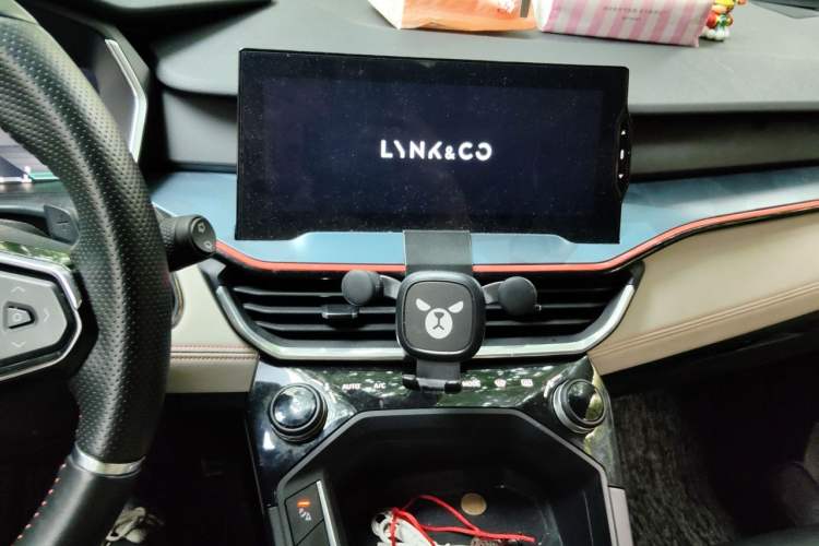 Used Lynk & Co 06 2020 1.5T YAO Halo Audio And AC Panel