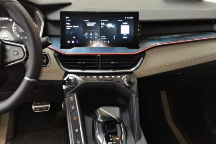 Used Lynk & Co 06 2020 1.5T YAO Halo Audio And AC Panel