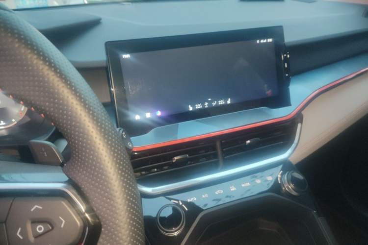 Used Lynk & Co 06 2020 1.5T YAO Halo Audio And AC Panel