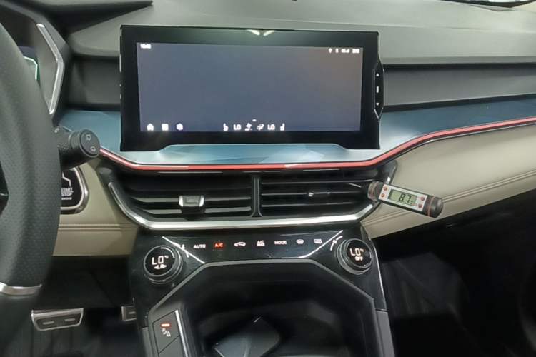 Used Lynk & Co 06 2020 1.5T YAO Halo Audio And AC Panel