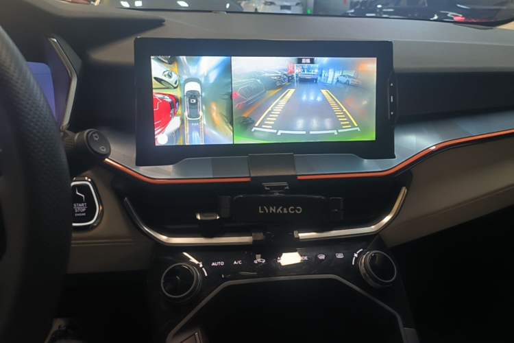 Used Lynk & Co 06 2020 1.5T YAO Halo Audio And AC Panel