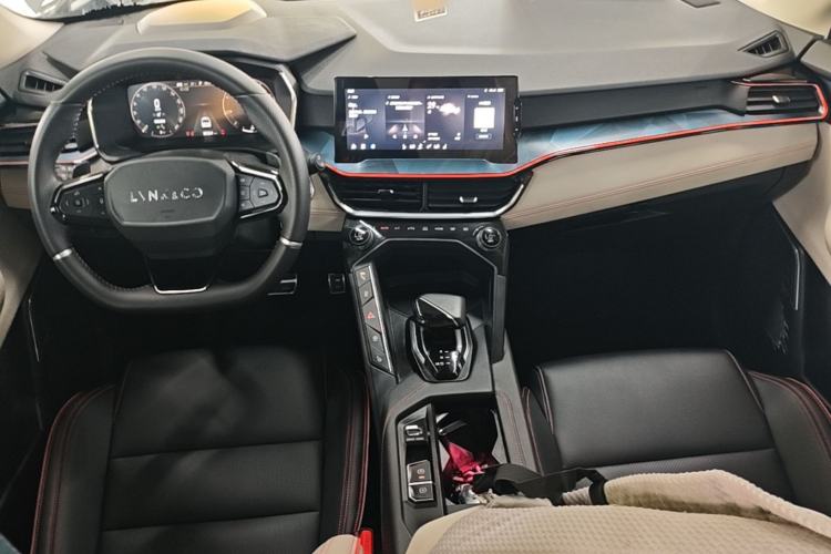 Used Lynk & Co 06 2020 1.5T YAO Halo Center Console