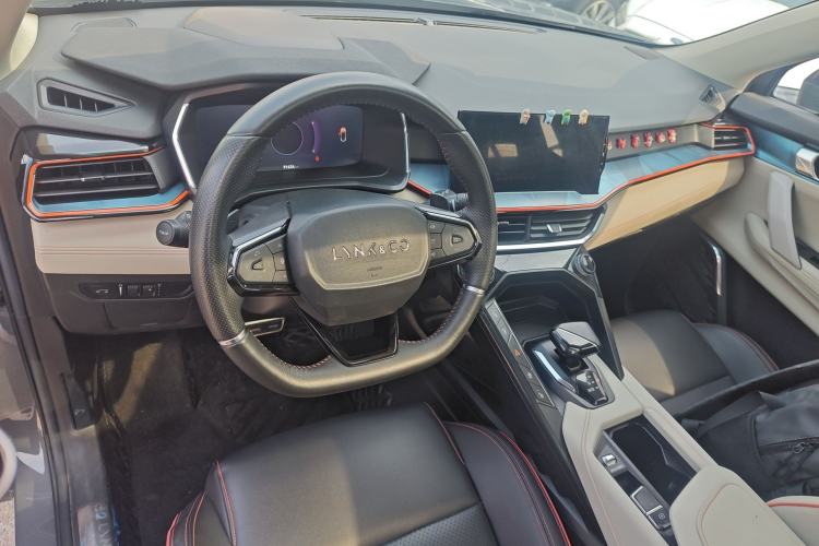 Used Lynk & Co 06 2020 1.5T YAO Halo Center Console
