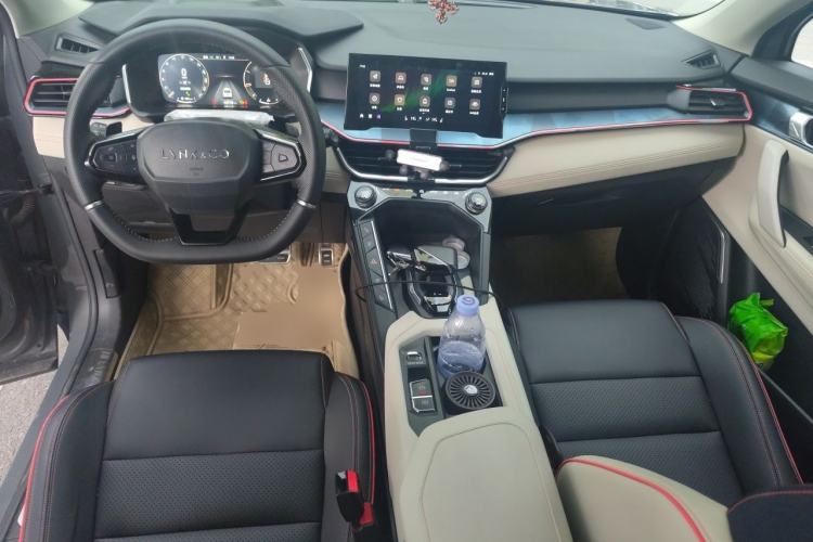 Used Lynk & Co 06 2020 1.5T YAO Halo Center Console