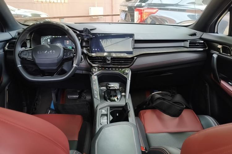 Used Lynk & Co 06 2020 1.5T JinPro model Center Console