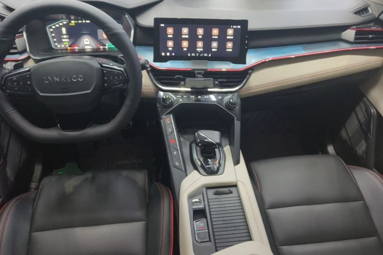 Used Lynk & Co 06 2020 1.5T YAO Halo Center Console
