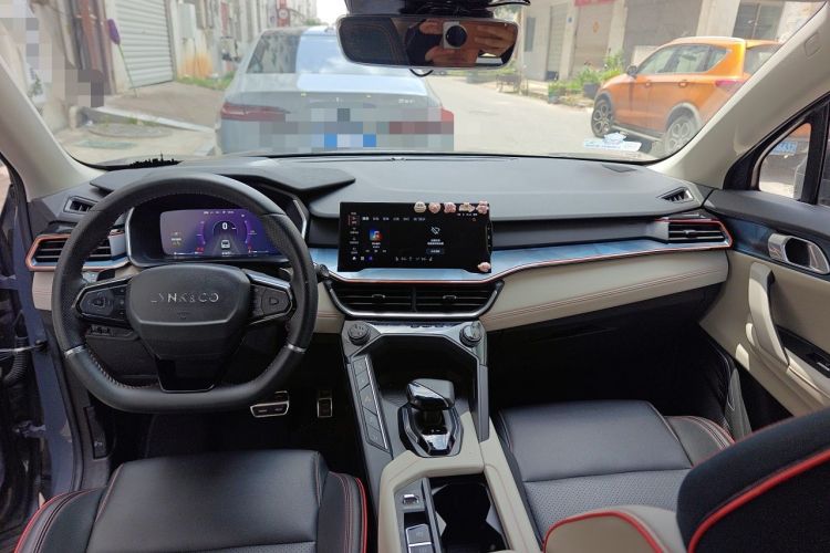 Used Lynk & Co 06 2020 1.5T YAO Halo Center Console
