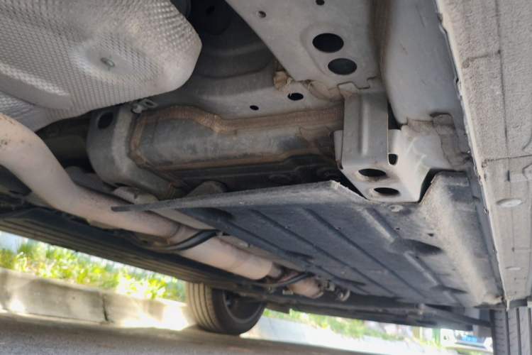 Used Lynk & Co 06 2020 1.5T YAO Halo Chassis Rear Right