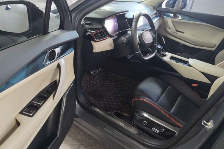 Used Lynk & Co 06 2020 1.5T YAO Halo Driver Seat