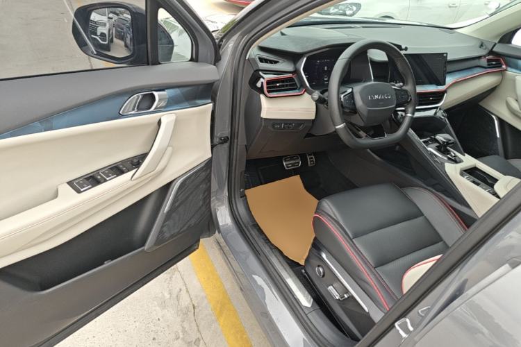 Used Lynk & Co 06 2020 1.5T YAO Halo Driver Seat