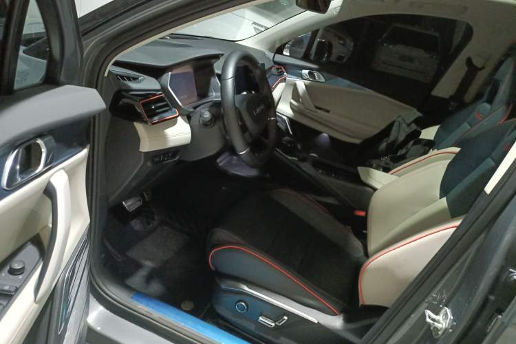 Used Lynk & Co 06 2020 1.5T YAO Halo Driver Seat
