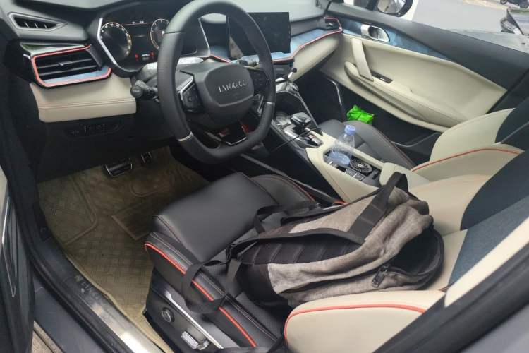 Used Lynk & Co 06 2020 1.5T YAO Halo Driver Seat