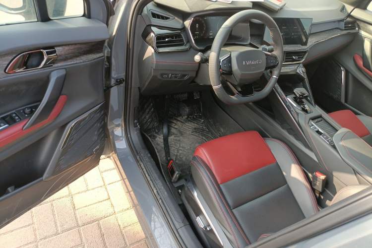 Used Lynk & Co 06 2020 1.5T JinPro model Driver Seat