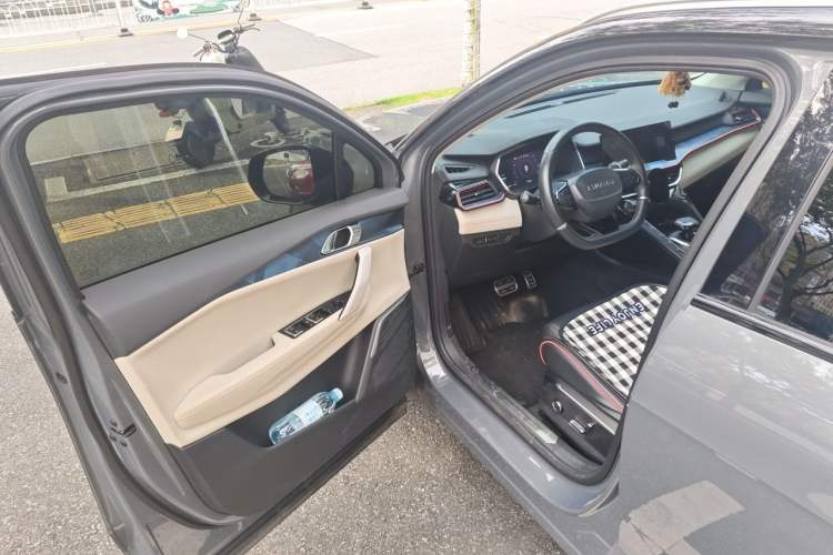 Used Lynk & Co 06 2020 1.5T YAO Halo Driver Seat