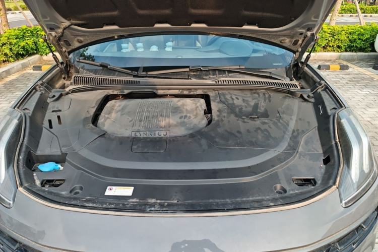Used Lynk & Co 06 2020 1.5T MHEV Pro Engine Bay