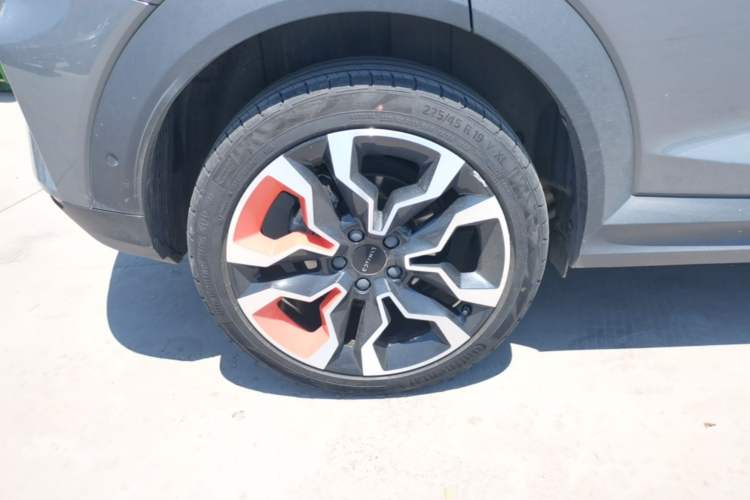 Used Lynk & Co 06 2020 1.5T YAO Halo Exterior 5
