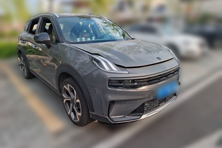 Used Lynk & Co 06 2020 1.5T MHEV Pro Front Right 45 Deg